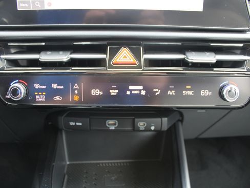 New 2026 Kia Niro EX FWD image 41