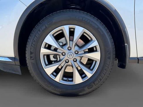 Used 2017 Nissan Murano SL w/ SL Technology Package FWD image 9