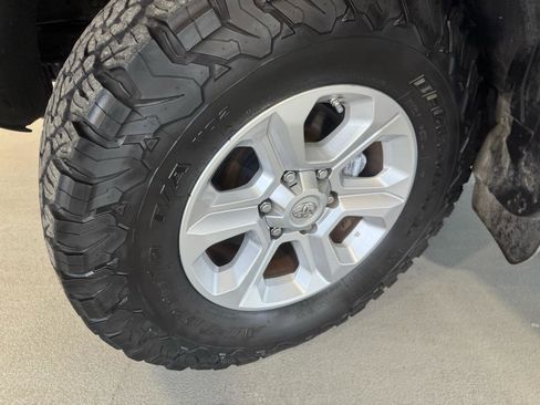 Used 2019 Toyota 4Runner SR5 image 56