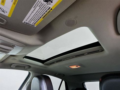 Used 2015 Buick Encore Leather FWD image 17