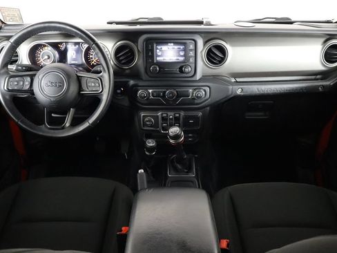 Used 2018 Jeep Wrangler Unlimited Sport S AWD/4WD image 13