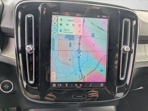 Used 2023 Volvo XC40 B5 Ultimate w/ Protection Package Premier image 14