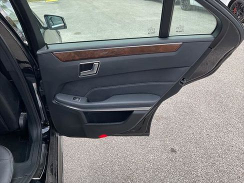 Used 2016 Mercedes-Benz E 350 Sedan w/ Premium Package image 29