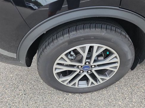 Used 2021 Ford Escape SEL w/ Technology Package AWD/4WD image 5