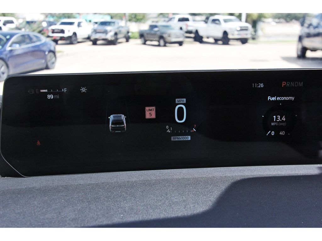 Used 2025 Ford Expedition Platinum AWD/4WD image 19