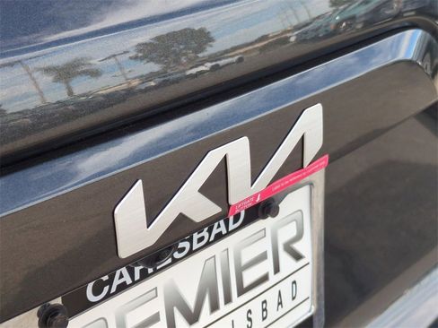 New 2025 Kia Niro SX Touring image 34