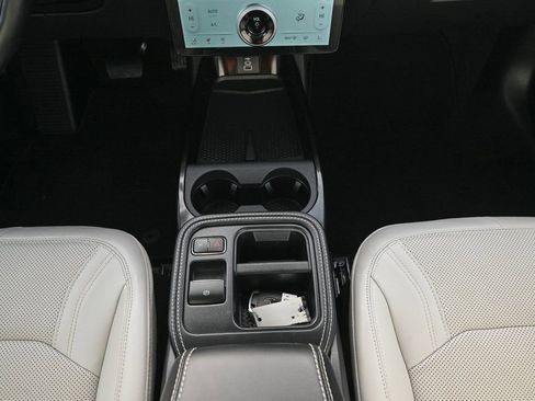 Certified 2025 Ford Mustang Mach-E Premium image 34
