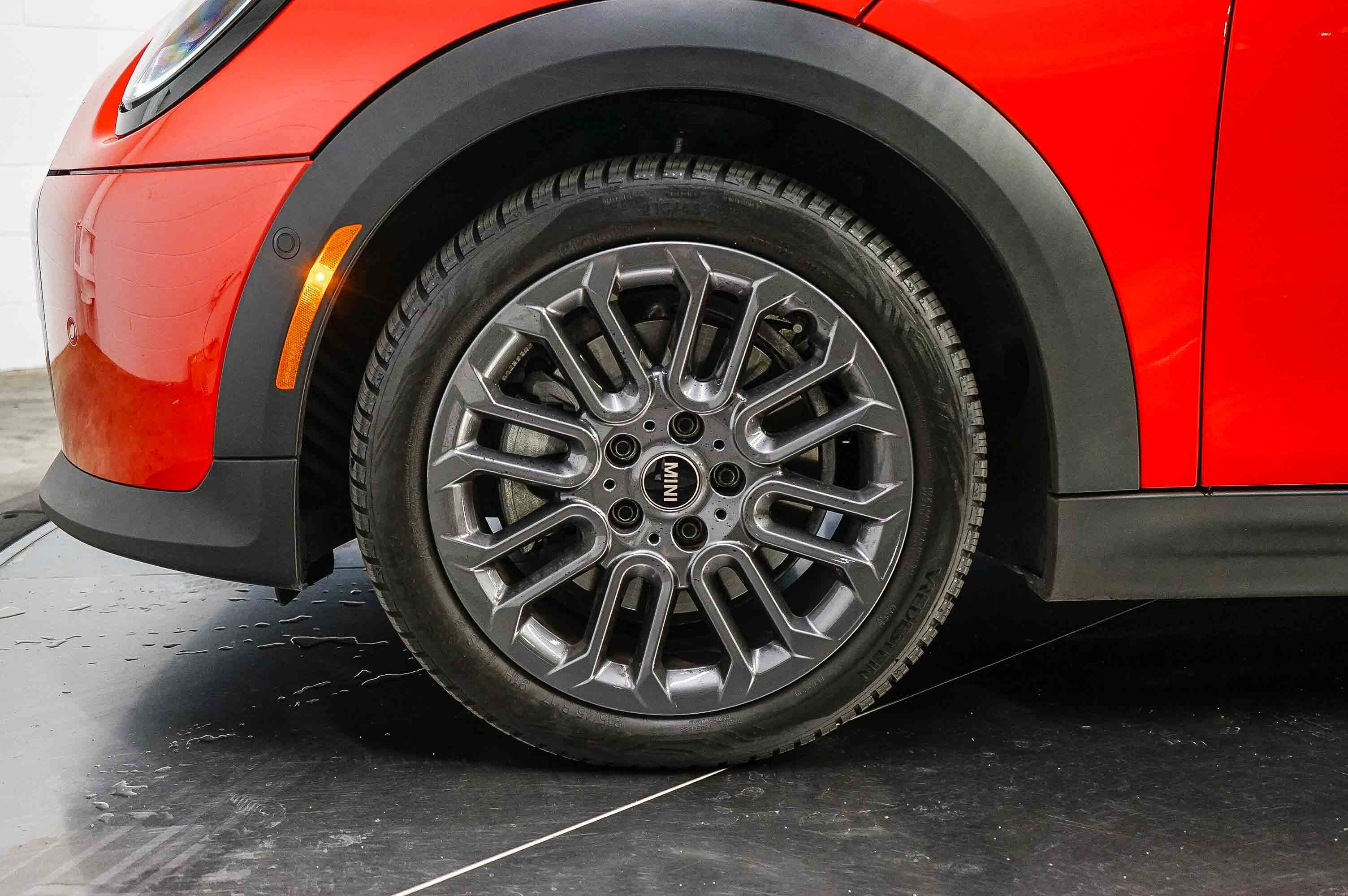 Used 2026 MINI Cooper S FWD image 9