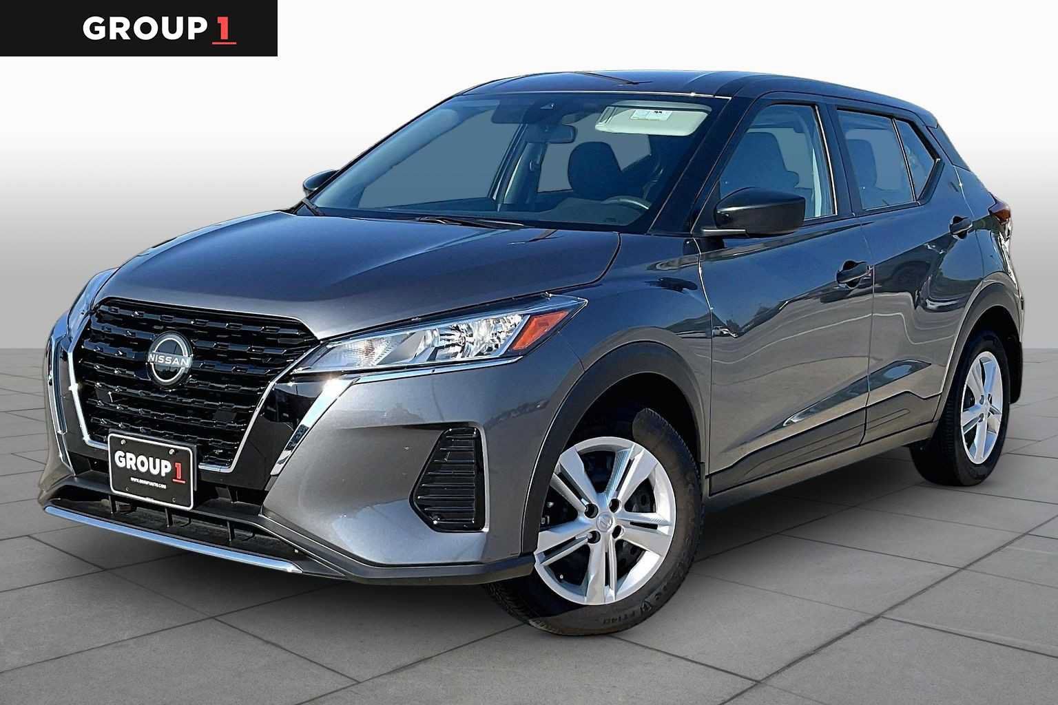 Used 2025 Nissan Kicks Play S FWD image 1