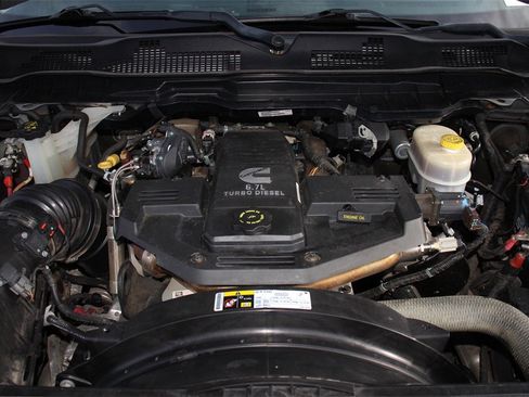 Used 2017 RAM 2500 Laramie image 30