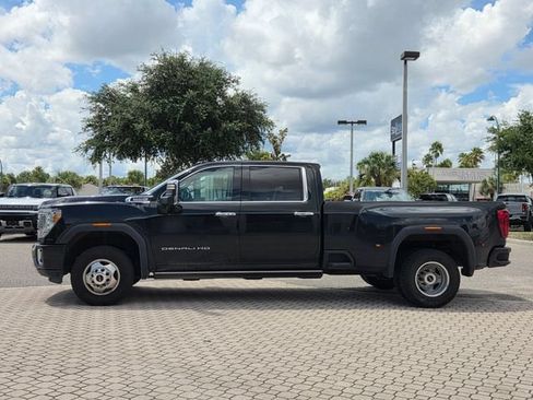 Used 2023 GMC Sierra 3500 Denali w/ Denali Ultimate Package AWD/4WD image 2