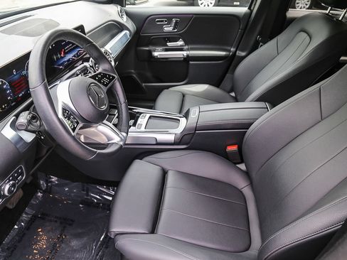 Used 2026 Mercedes-Benz GLB 250 image 17