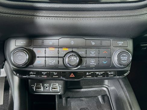 Used 2022 Dodge Durango GT AWD/4WD image 24