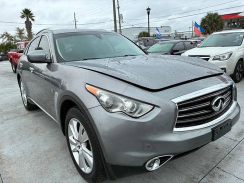 Used 2014 INFINITI QX70 AWD w/ Premium Package image 3