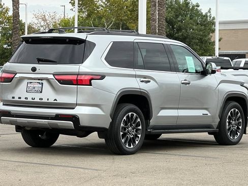 Certified 2023 Toyota Sequoia Limited AWD/4WD image 5