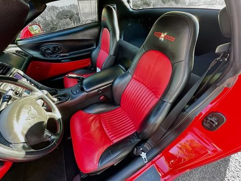 Used 2003 Chevrolet Corvette Z06 w/ Memory Package, 3 Drivers RWD image 24
