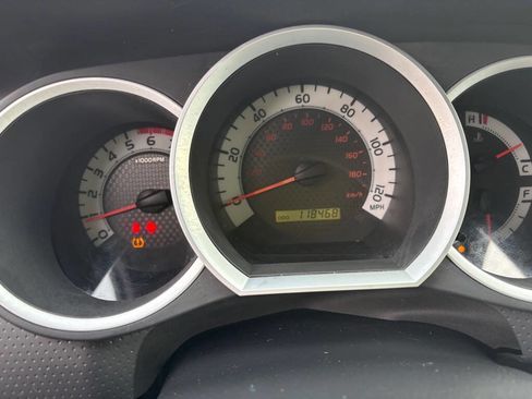 Used 2015 Toyota Tacoma 4x4 Double Cab w/ TRD Sport Package image 20