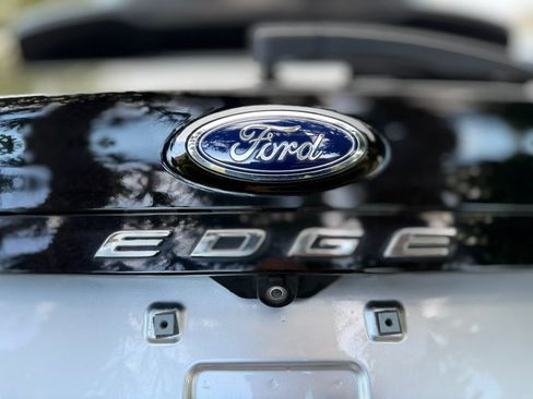 Used 2021 Ford Edge SEL FWD image 26