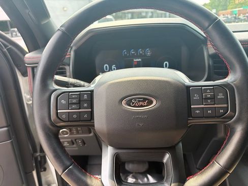 Used 2022 Ford Expedition Limited AWD/4WD image 18