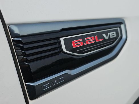 Used 2025 GMC Sierra 1500 AT4 AWD/4WD image 36
