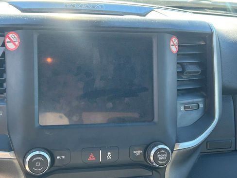 Used 2024 RAM 2500 Big Horn image 27