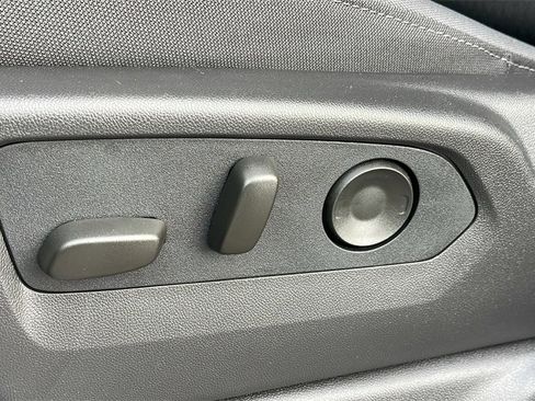 New 2026 GMC Sierra 1500 Elevation image 11