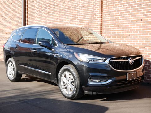 Used 2018 Buick Enclave Essence image 27