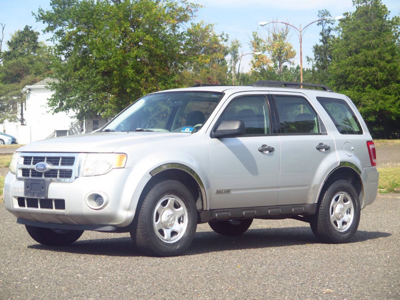 Used 2008 Ford Escape XLS FWD image 1