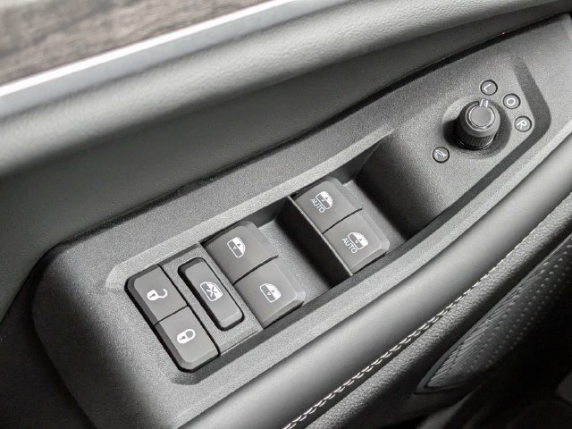New 2027 Jeep Grand Cherokee Limited AWD/4WD image 25
