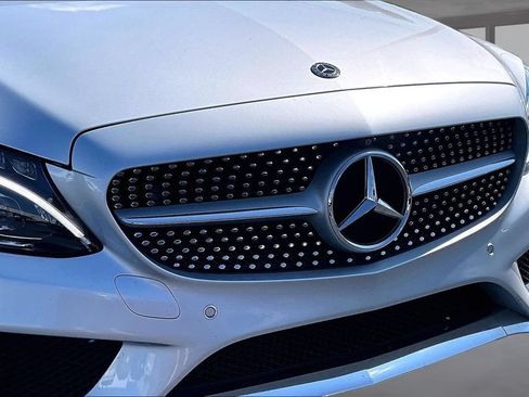 Used 2018 Mercedes-Benz C 300 4MATIC Sedan image 28