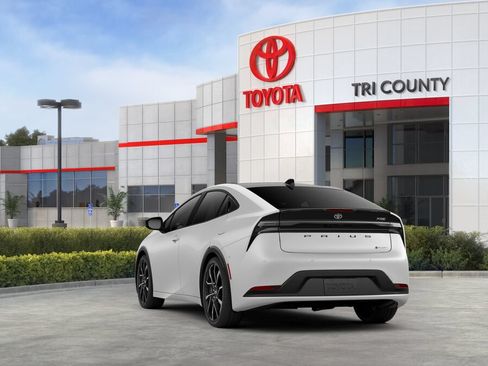 New 2026 Toyota Prius Plug-In Hybrid FWD image 7