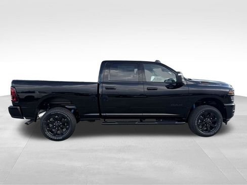 New 2026 RAM 2500 Big Horn AWD/4WD image 7