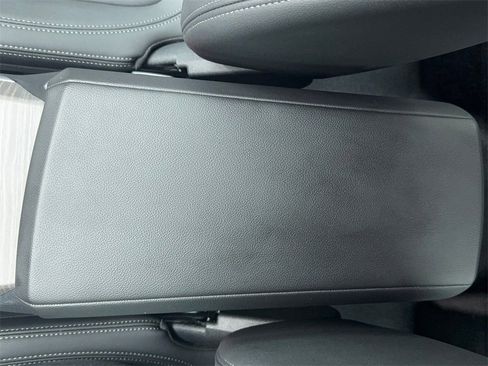 Used 2025 BMW i4 eDrive40 image 38