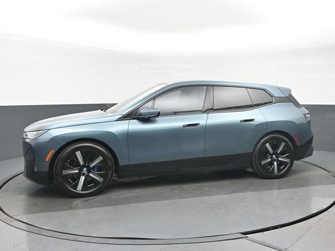 Used 2023 BMW iX xDrive50 w/ Premium Package AWD/4WD image 6