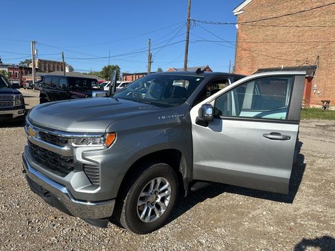 Used 2025 Chevrolet Silverado 1500 LT image 27