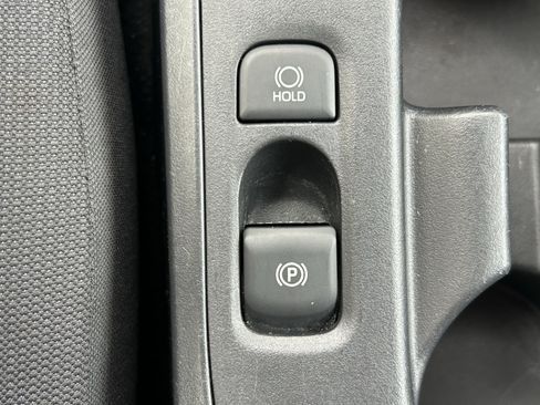 Used 2024 Toyota Corolla LE FWD image 31