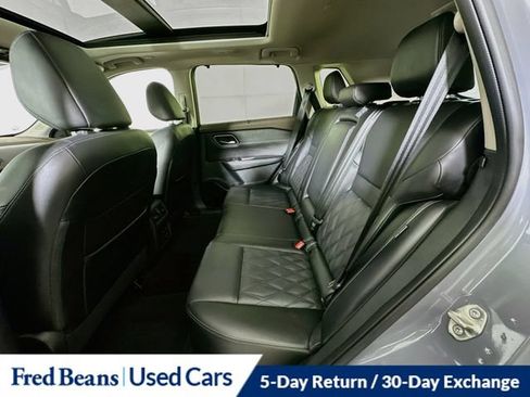 Used 2023 Nissan Rogue Platinum w/ Platinum Premium Package AWD/4WD image 33