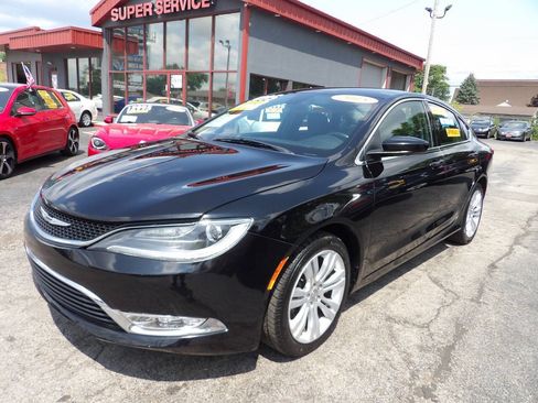 Used 2015 Chrysler 200 Limited w/ Spring Special Group FWD image 1