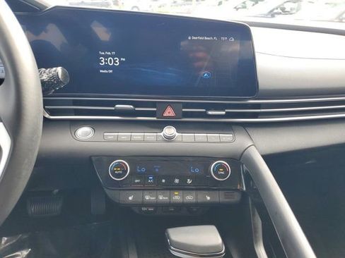 Certified 2023 Hyundai Elantra SEL w/ Convenience Package image 20
