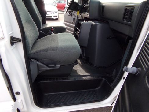 Used 1995 Ford E-250 and Econoline 250 Super image 37