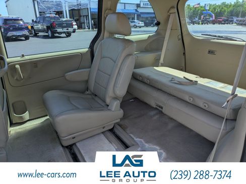 Used 2002 MAZDA MPV LX FWD image 12