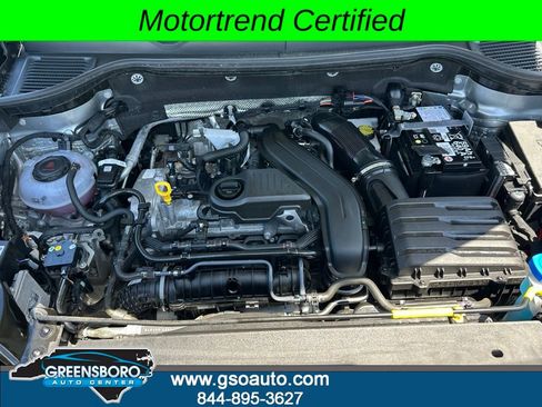 Used 2025 Volkswagen Taos SE FWD image 37