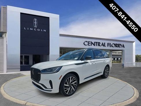 New 2025 Lincoln Aviator Black Label w/ Black Label Special Edition AWD/4WD image 8