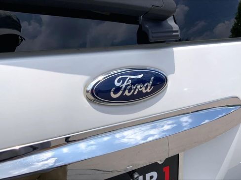 Used 2014 Ford Expedition XLT RWD image 10