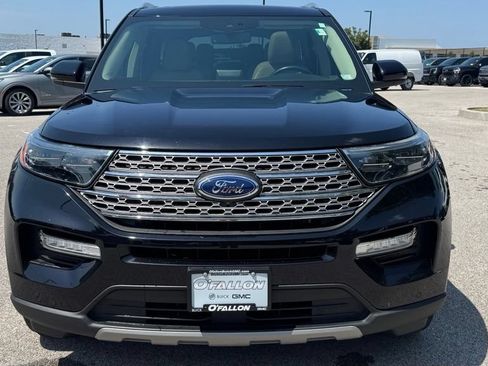 Used 2023 Ford Explorer Limited w/ Limited Technology Package AWD/4WD image 9