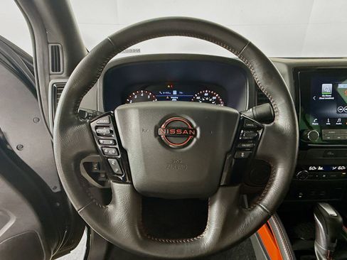 Used 2024 Nissan Frontier Pro-X w/ Technology Package image 11