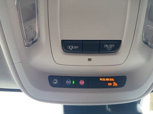 Used 2023 Buick Envision Essence w/ Sport Touring Package image 13