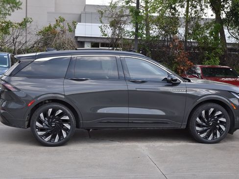 New 2026 Lincoln Nautilus Black Label w/ Jet Appearance Package AWD/4WD image 5