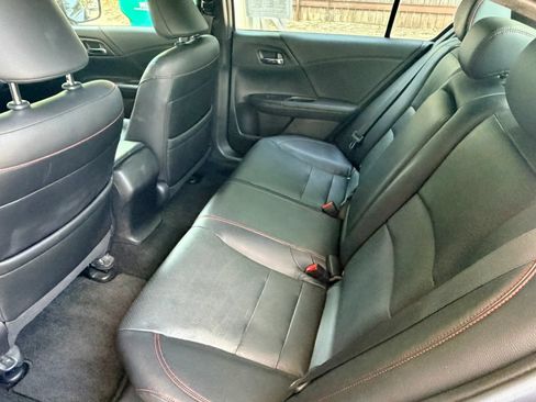 Used 2017 Honda Accord Sport Special Edition image 25