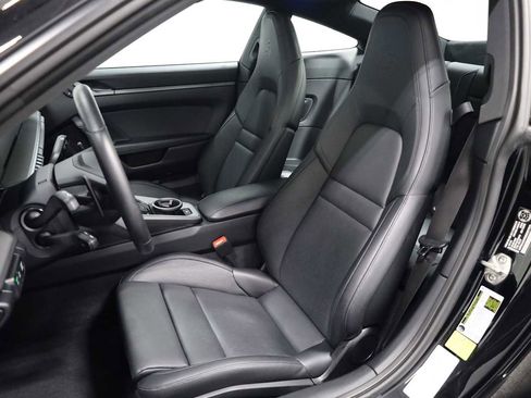 Certified 2025 Porsche 911 Carrera image 5